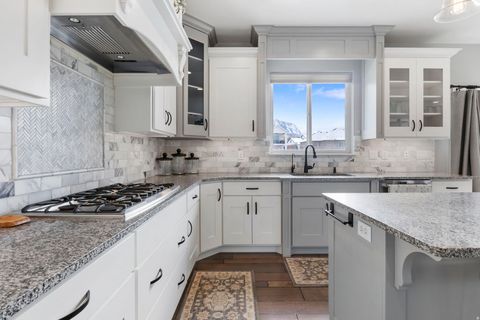 Tiny photo for 436 E 1220 S, Salem, UT 84653 (MLS # 2125706)