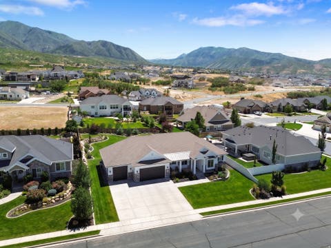 Tiny photo for 436 E 1220 S, Salem, UT 84653 (MLS # 2125706)