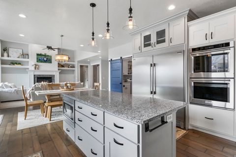 Tiny photo for 436 E 1220 S, Salem, UT 84653 (MLS # 2125706)