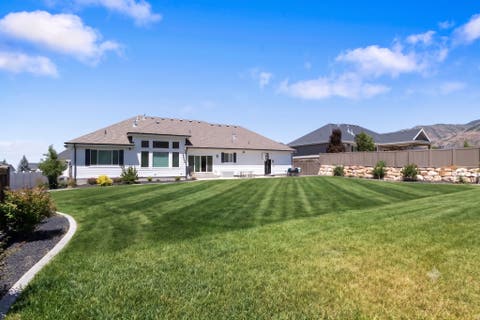 Tiny photo for 436 E 1220 S, Salem, UT 84653 (MLS # 2125706)