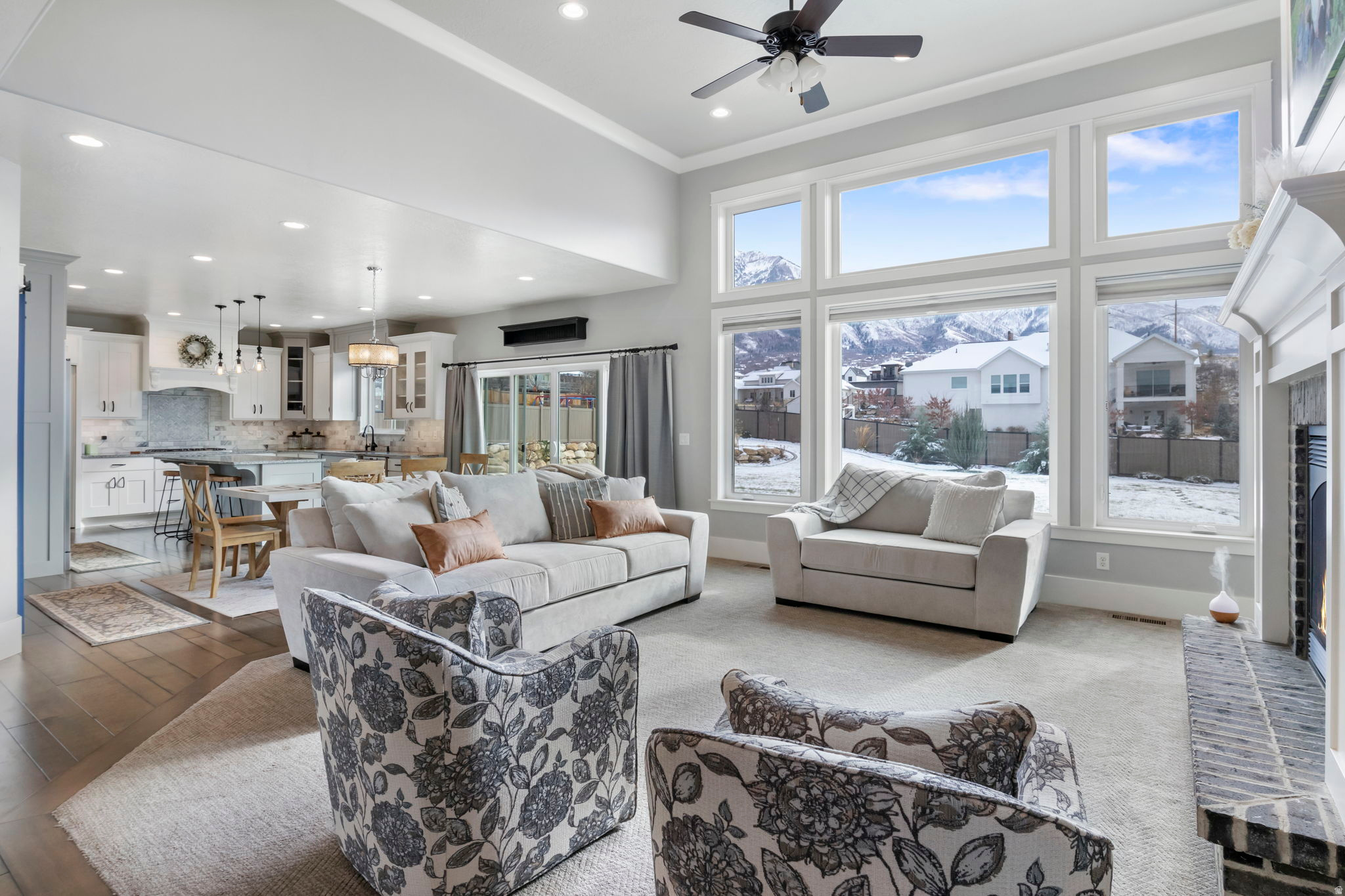 MOUNTAIN VIEW - Residential