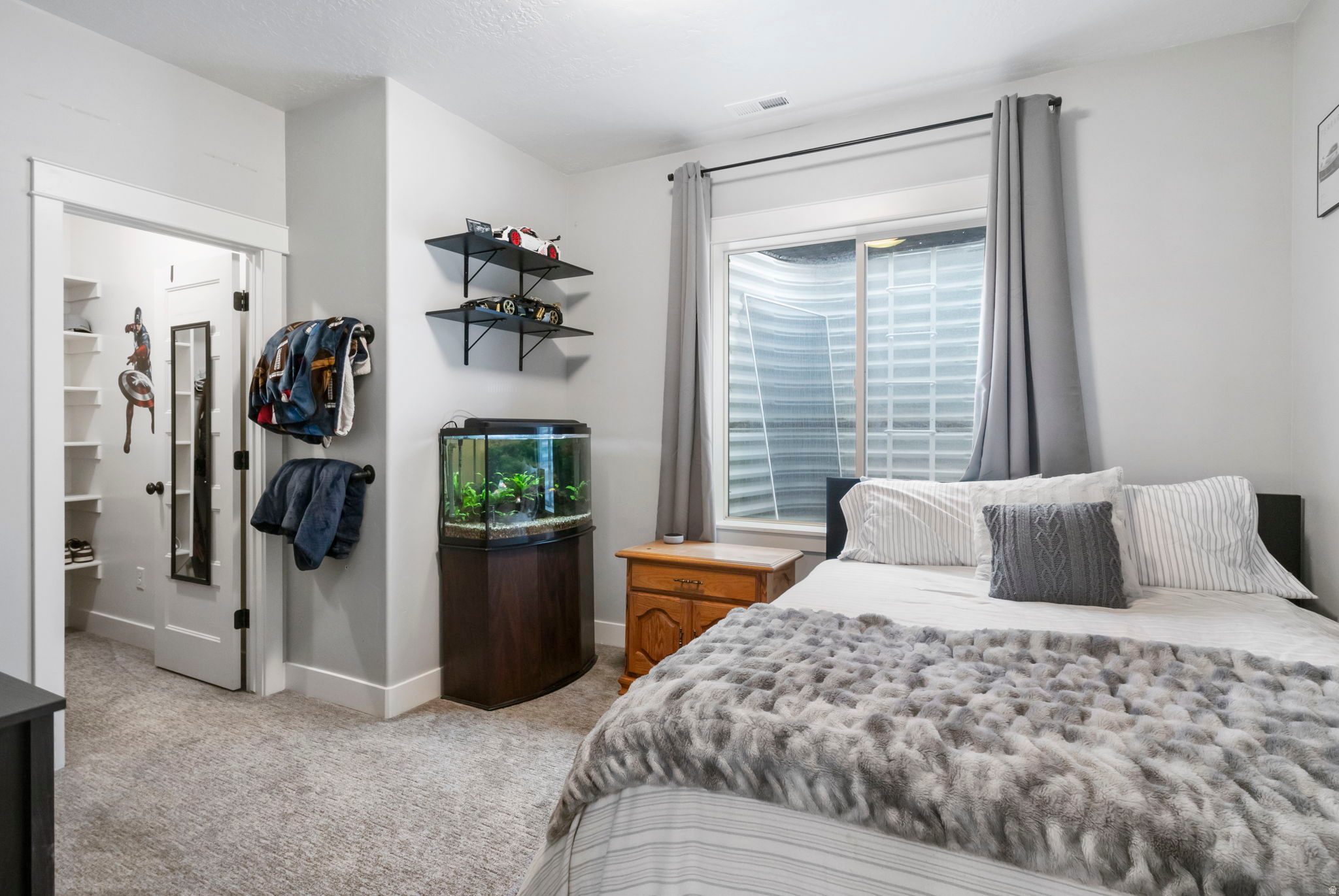 MOUNTAIN VIEW - Residential