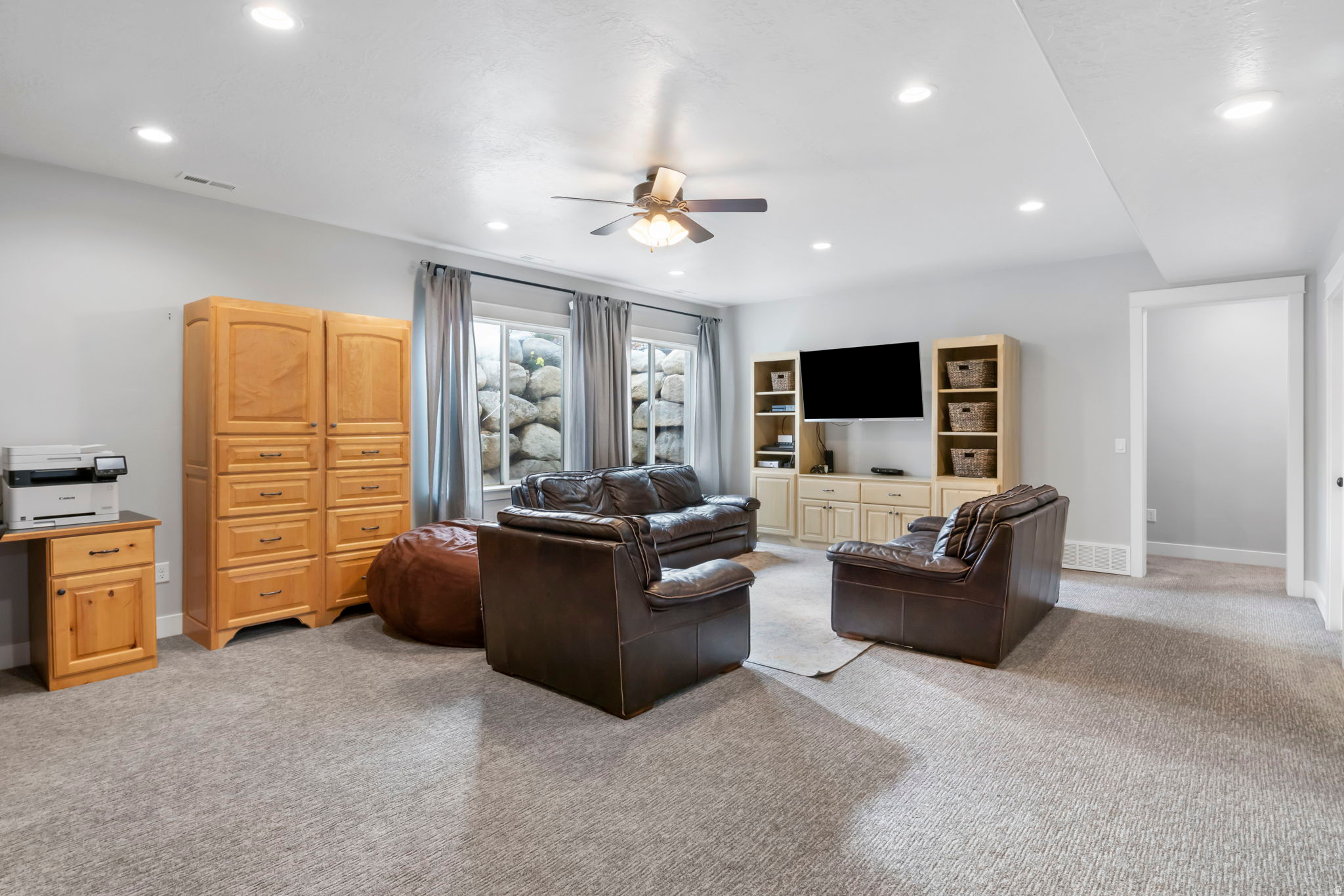 MOUNTAIN VIEW - Residential