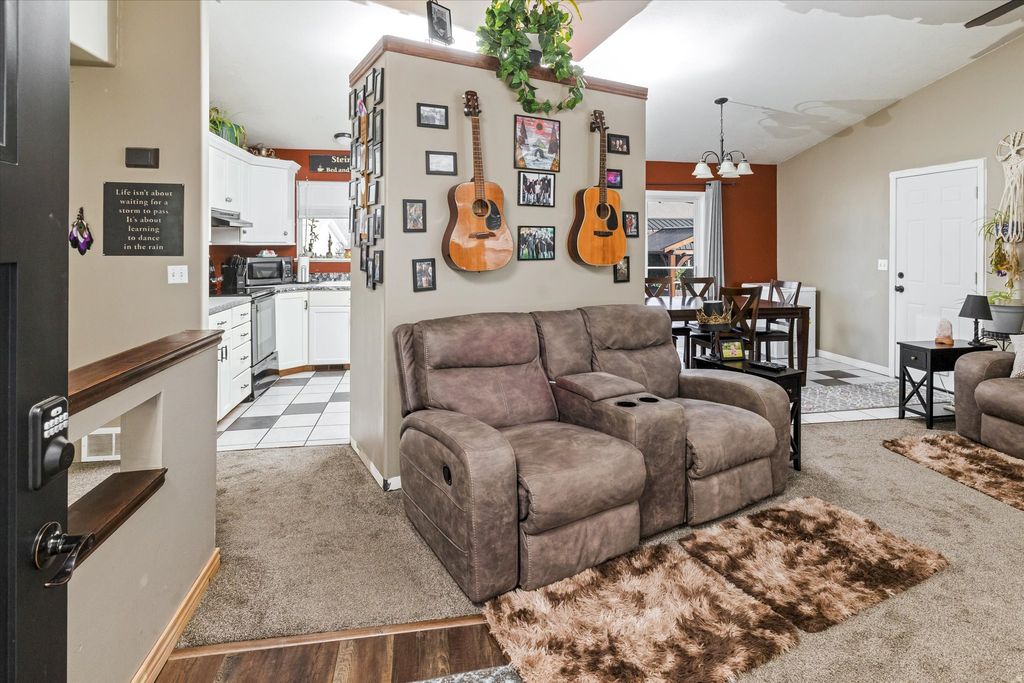 Photo of 831 S 560 W, Tremonton, UT 84337 (MLS # 2134042)