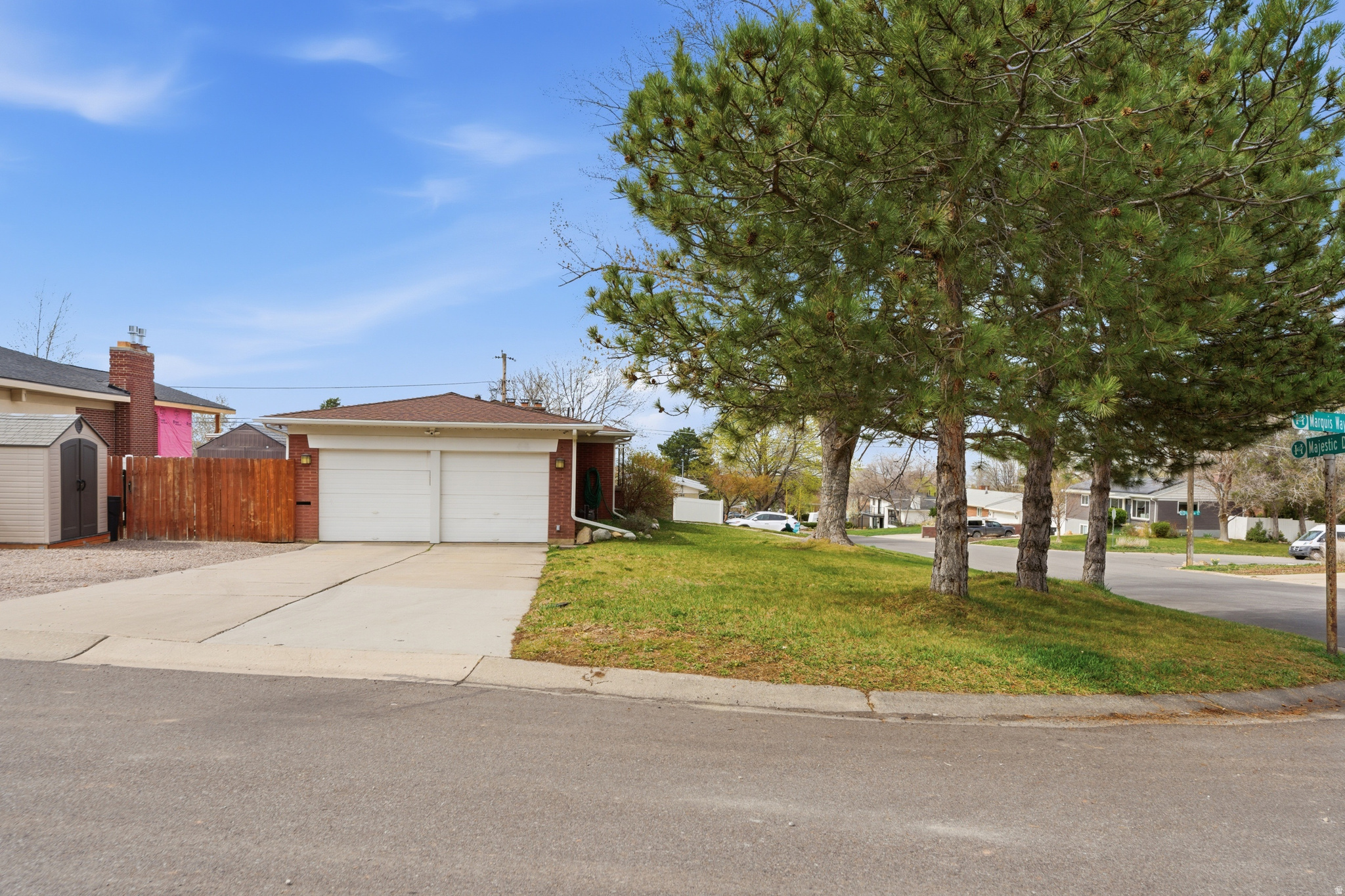 MAJESTIC HEIGHTS NO 1 - Residential