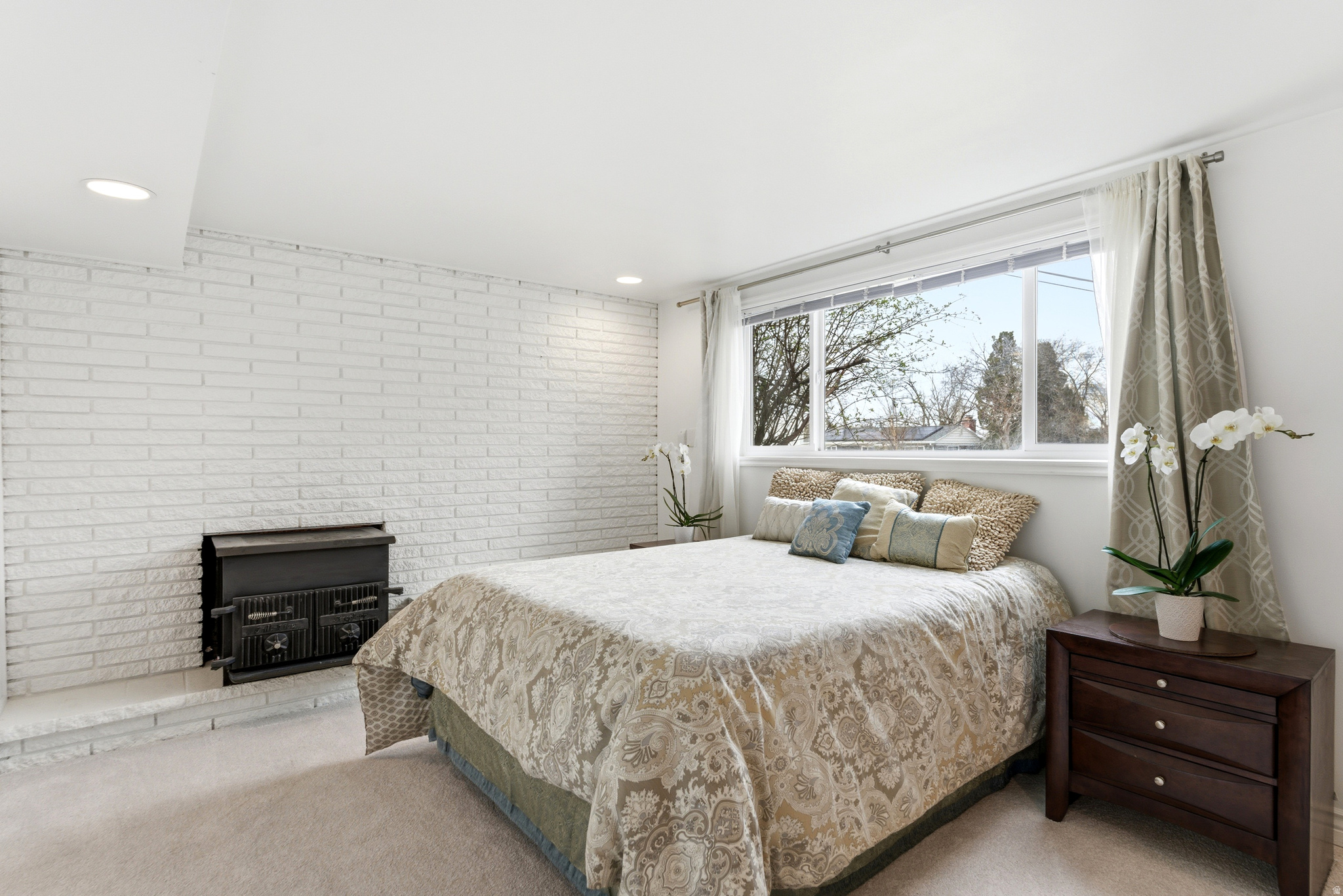 MAJESTIC HEIGHTS NO 1 - Residential