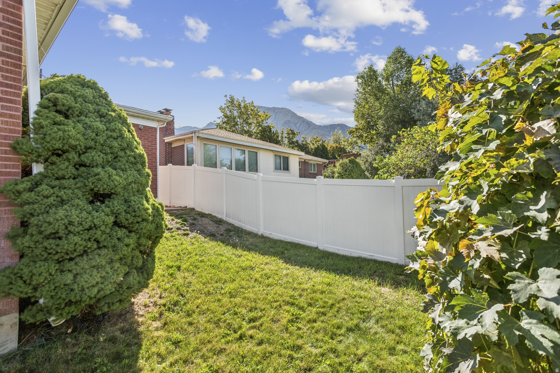 MAJESTIC HEIGHTS NO 1 - Residential