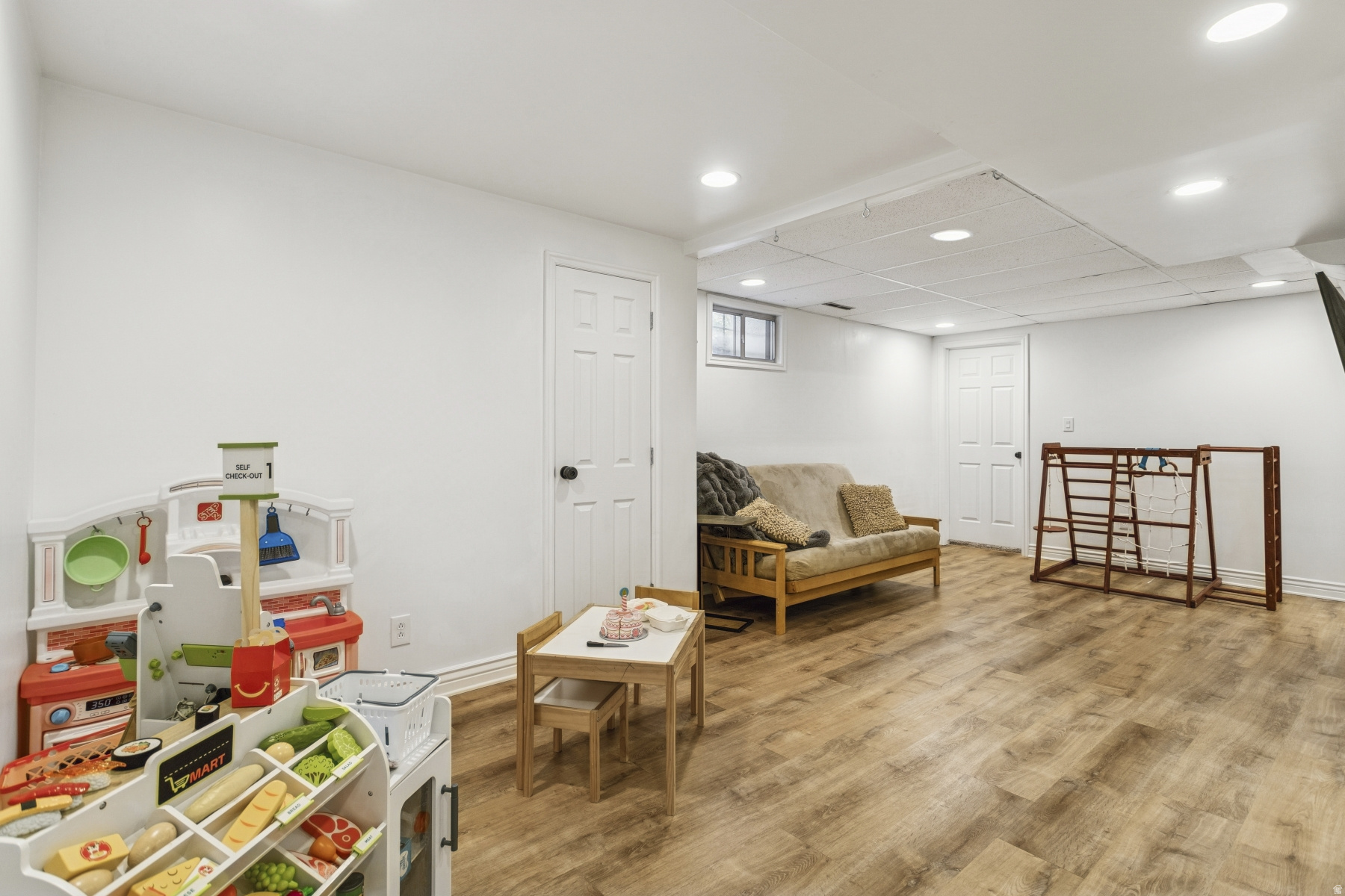 MAJESTIC HEIGHTS NO 1 - Residential