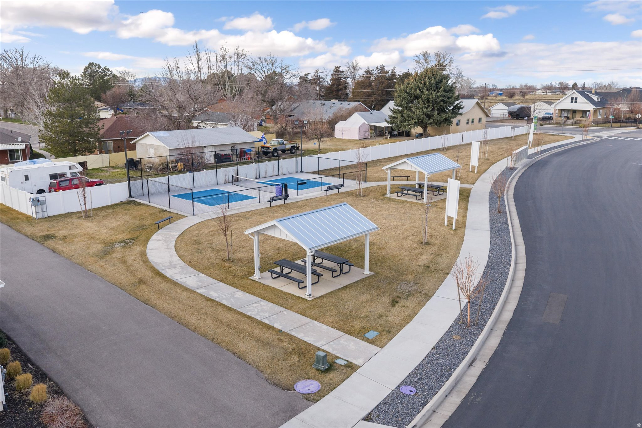 BLUFF VIEW - Residential