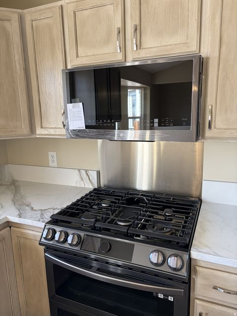 Tiny photo for 2959 S SUNOAK CIR, West Valley City, UT 84128 (MLS # 2141888)