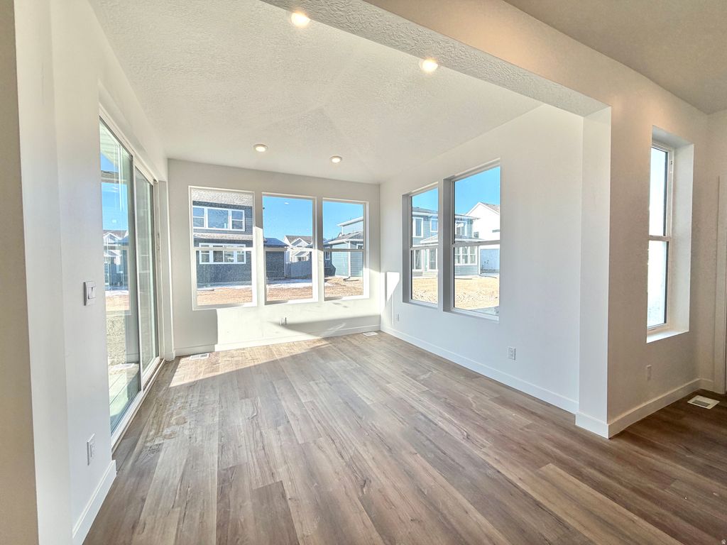 Photo of 2989 N LONE PINE ST #633, Eagle Mountain, UT 84005 (MLS # 2133032)