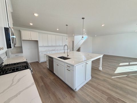 Tiny photo for 2989 N LONE PINE ST #633, Eagle Mountain, UT 84005 (MLS # 2133032)