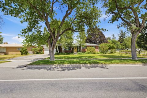 Homes For Sale - 497 E Main St<br/> Cache County, Hyrum, UT 84319