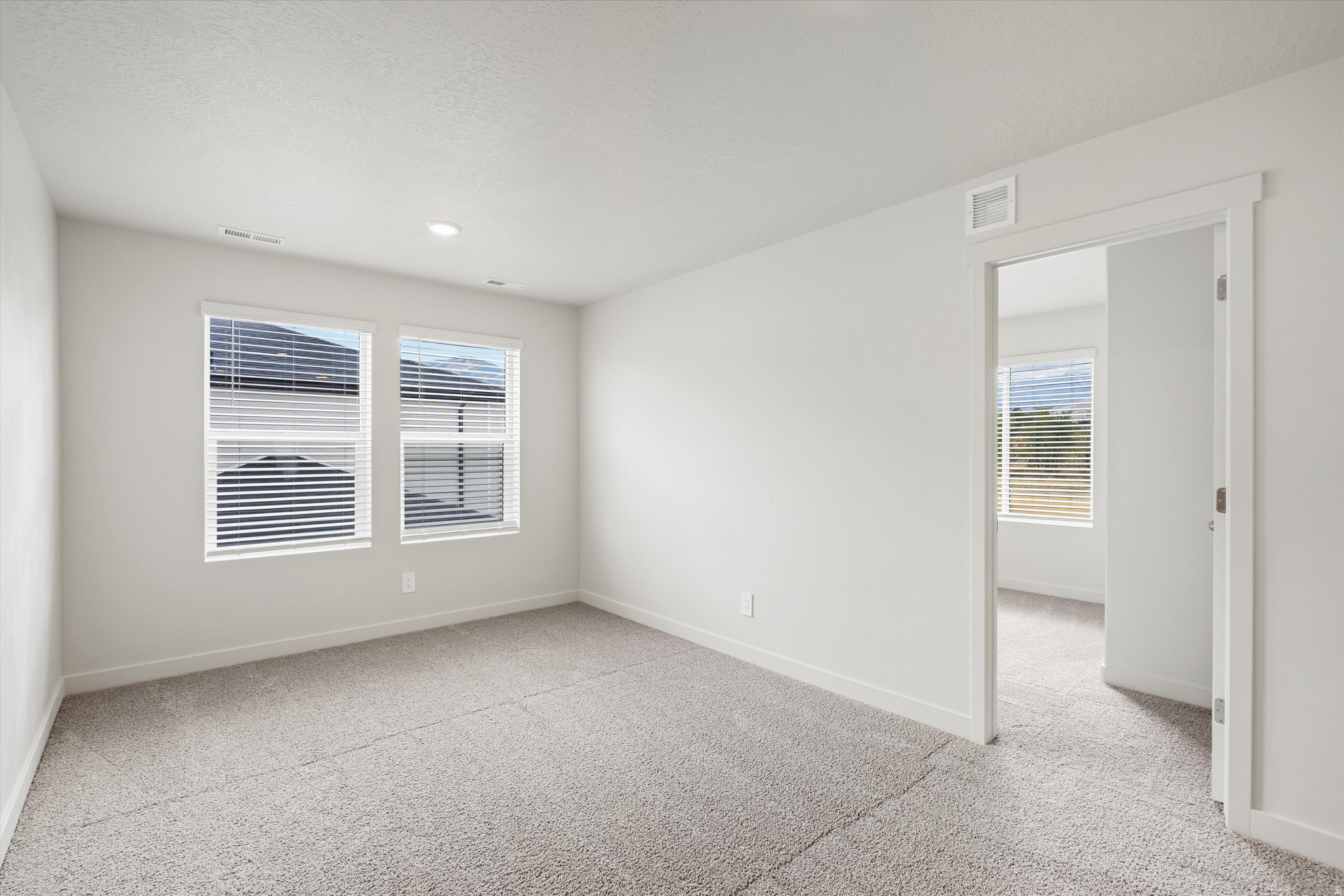 VISTA MEADOWS - Residential