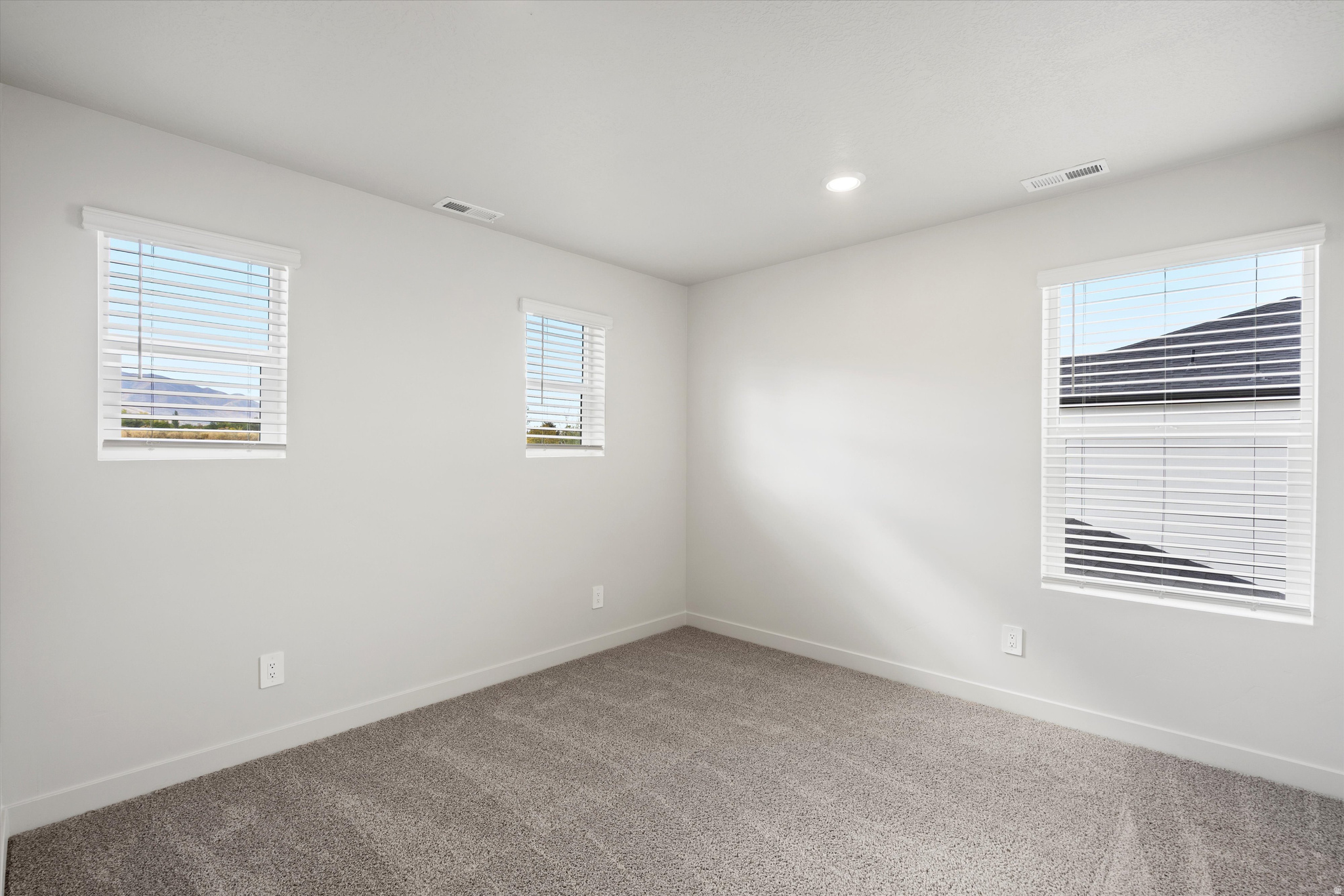 VISTA MEADOWS - Residential