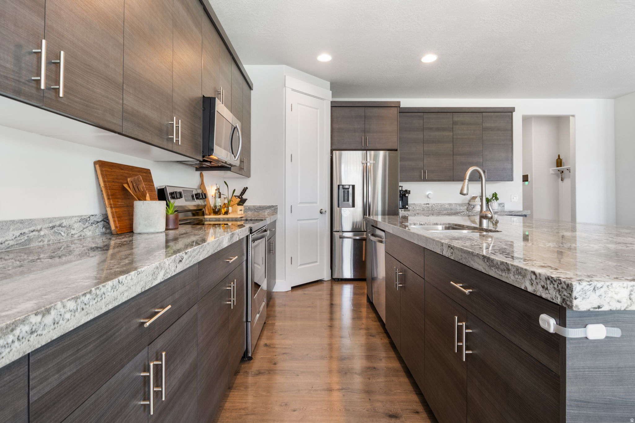 DAPPLE GRAY TRAILS - Residential