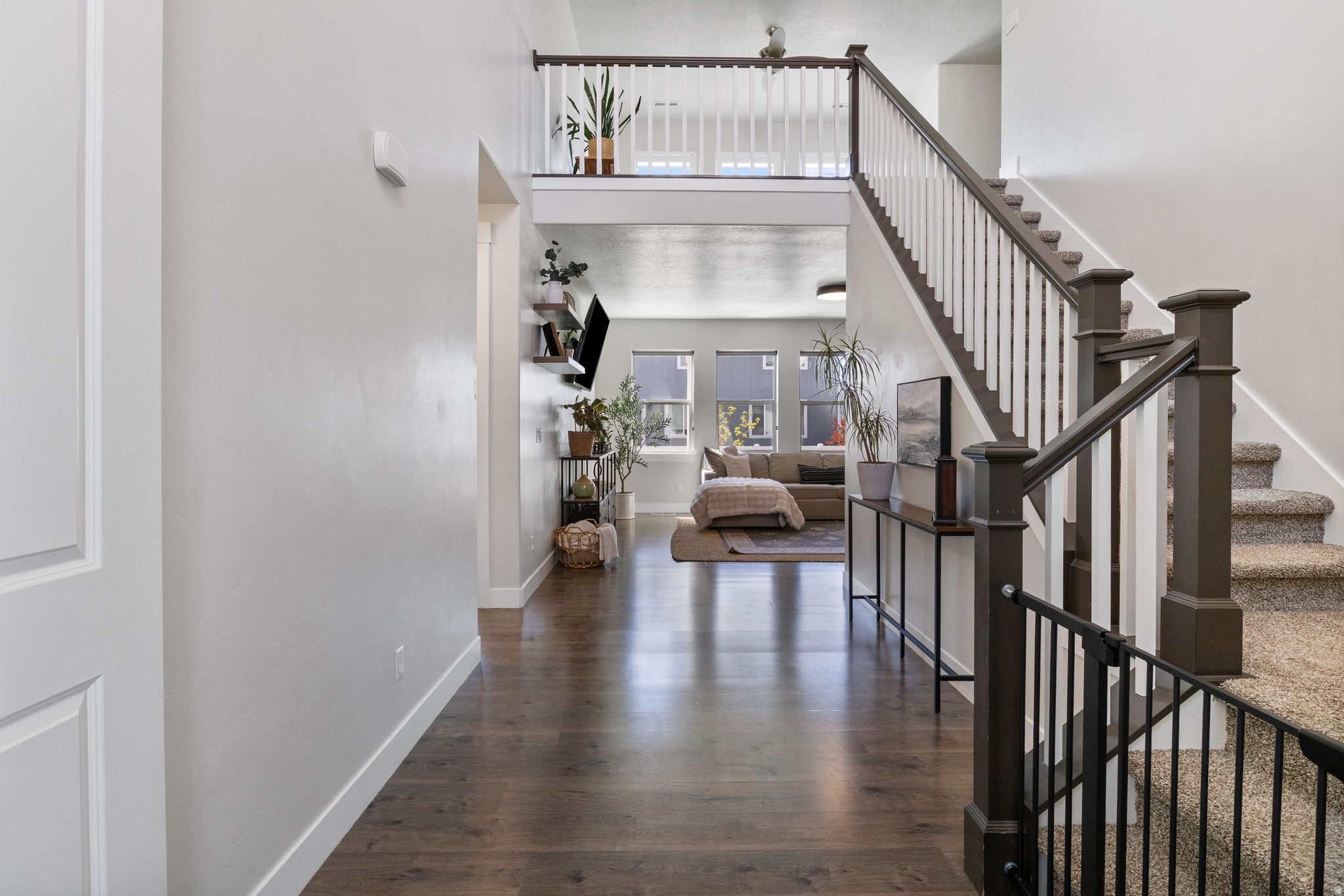 DAPPLE GRAY TRAILS - Residential