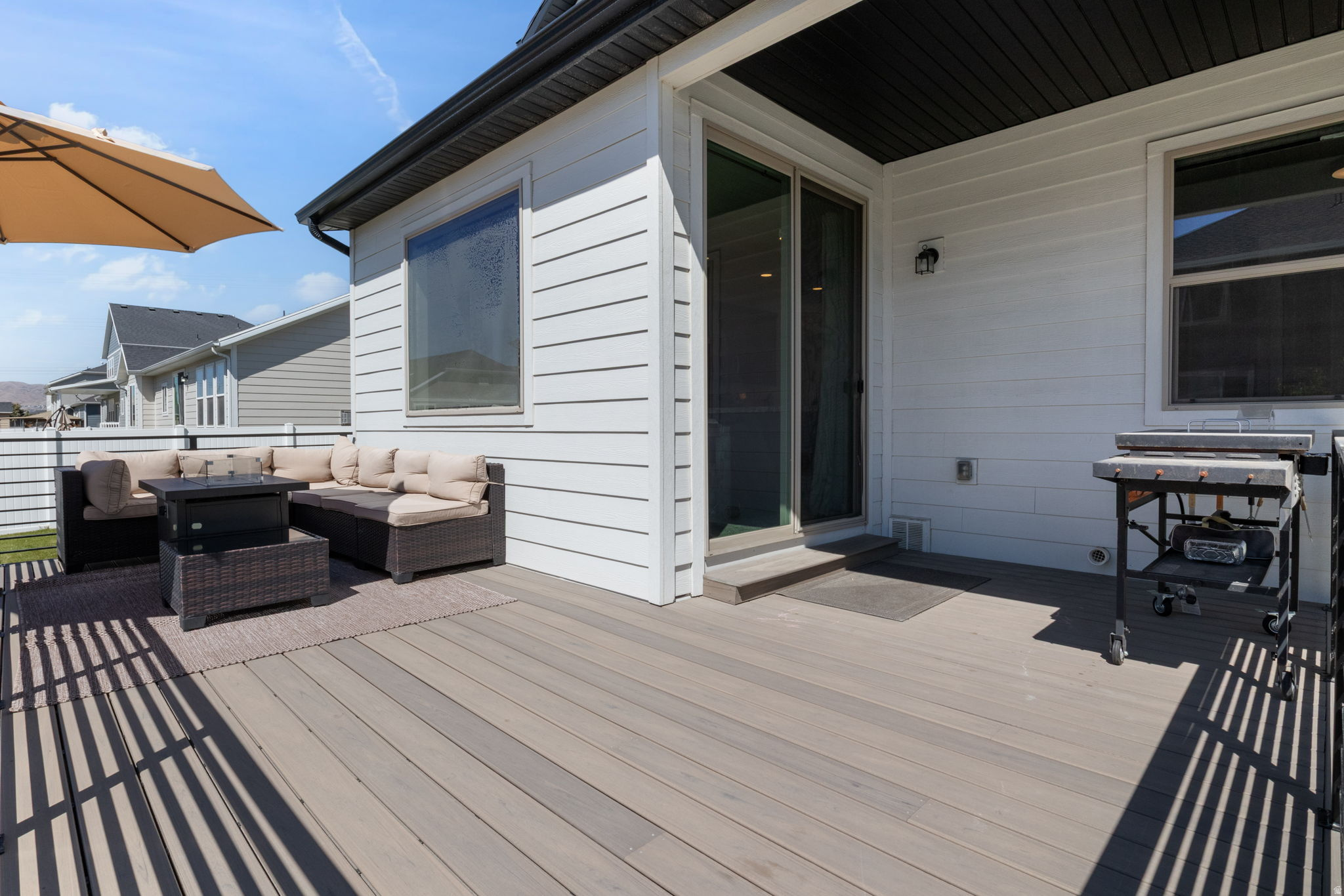 DAPPLE GRAY TRAILS - Residential