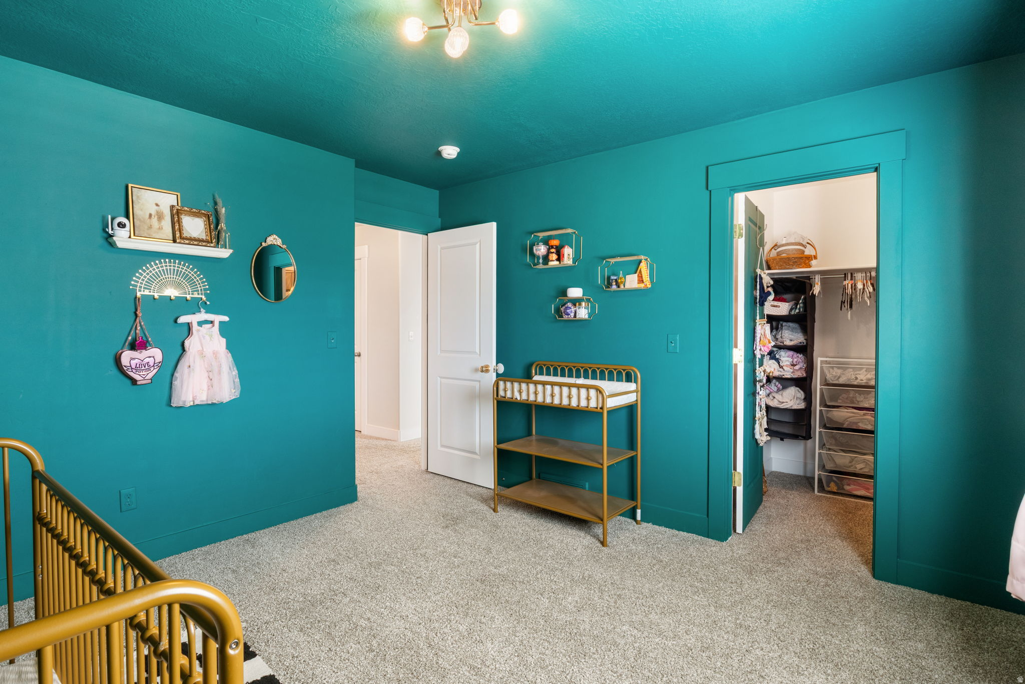 DAPPLE GRAY TRAILS - Residential
