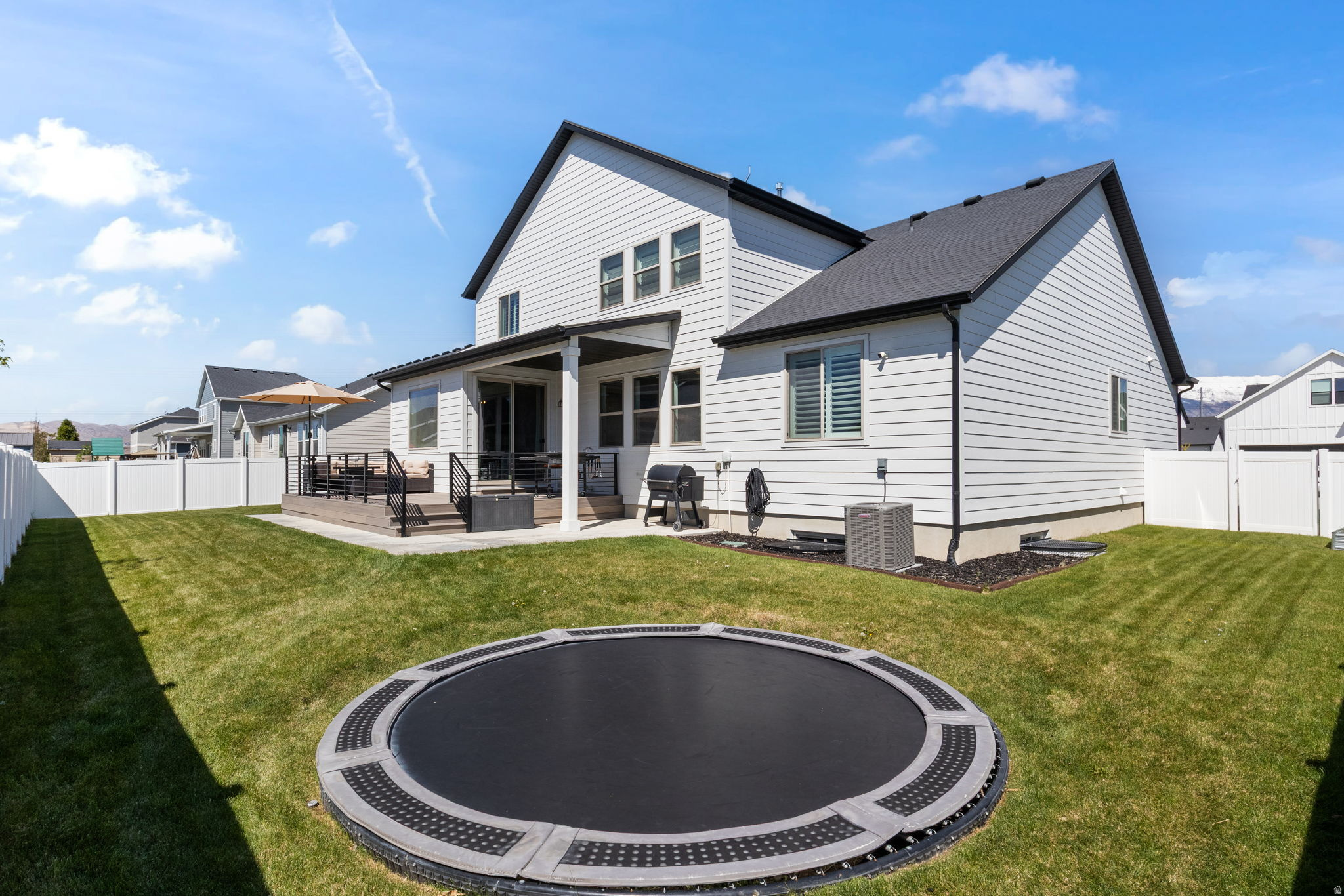 DAPPLE GRAY TRAILS - Residential