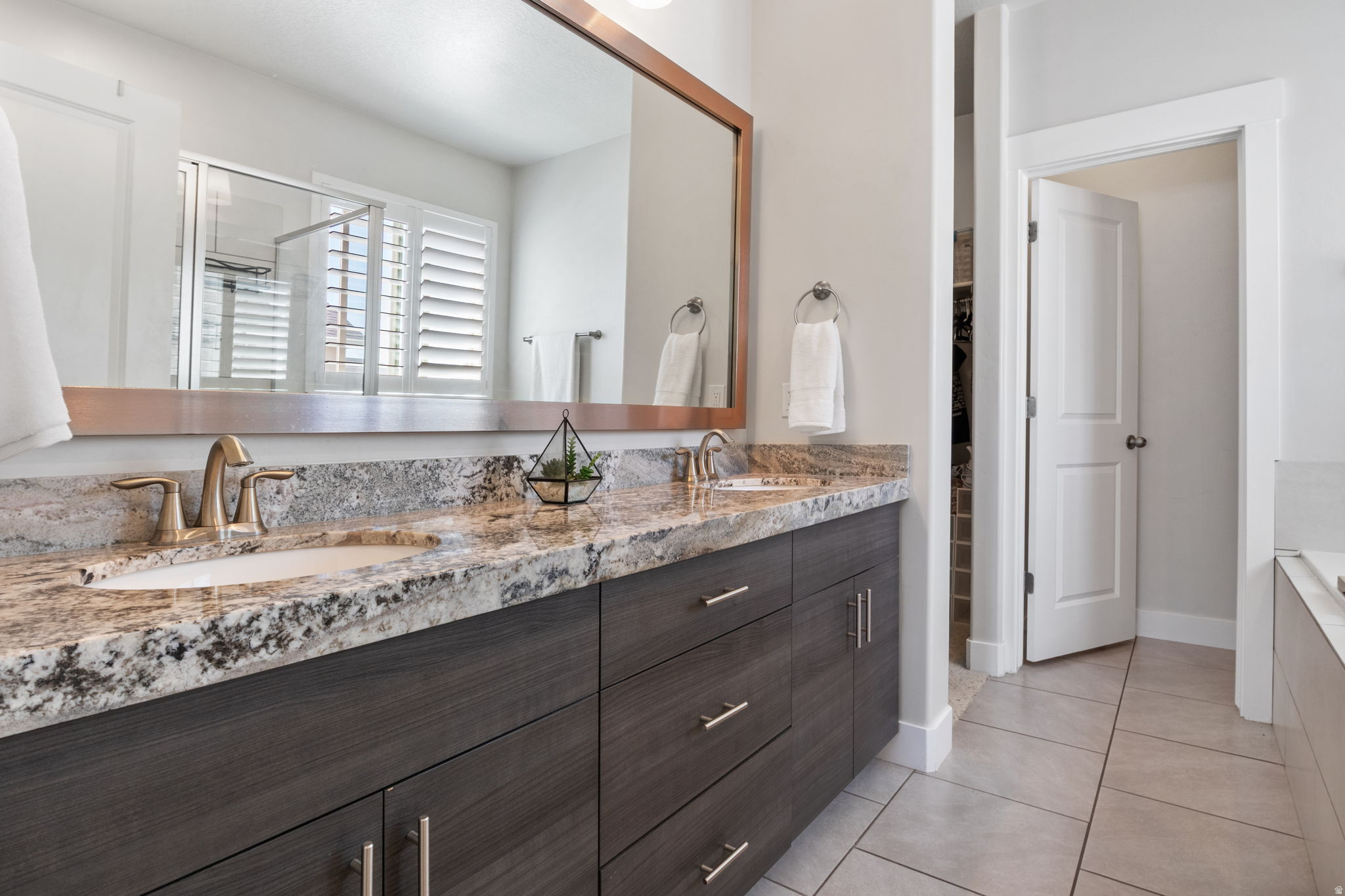DAPPLE GRAY TRAILS - Residential