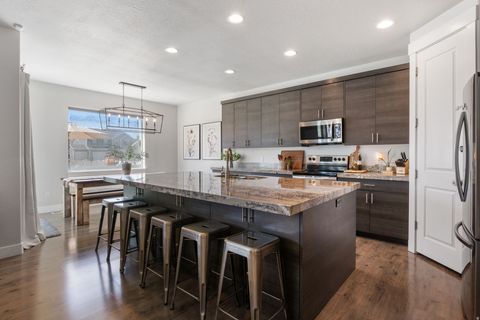 Tiny photo for 592 S 2150 W, Lehi, UT 84043 (MLS # 2155105)