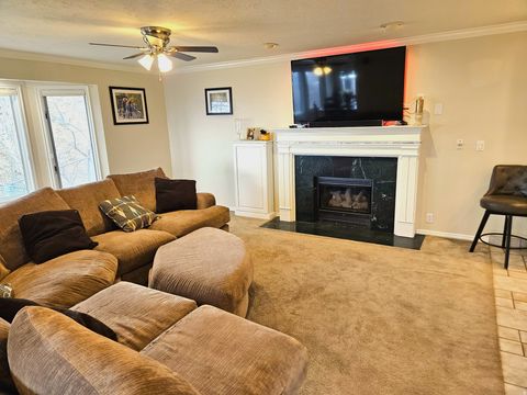 Tiny photo for 383 S 500 E, Farmington, UT 84025 (MLS # 2140170)