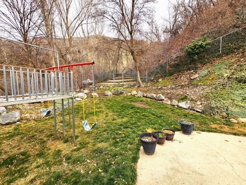 Tiny photo for 383 S 500 E, Farmington, UT 84025 (MLS # 2140170)