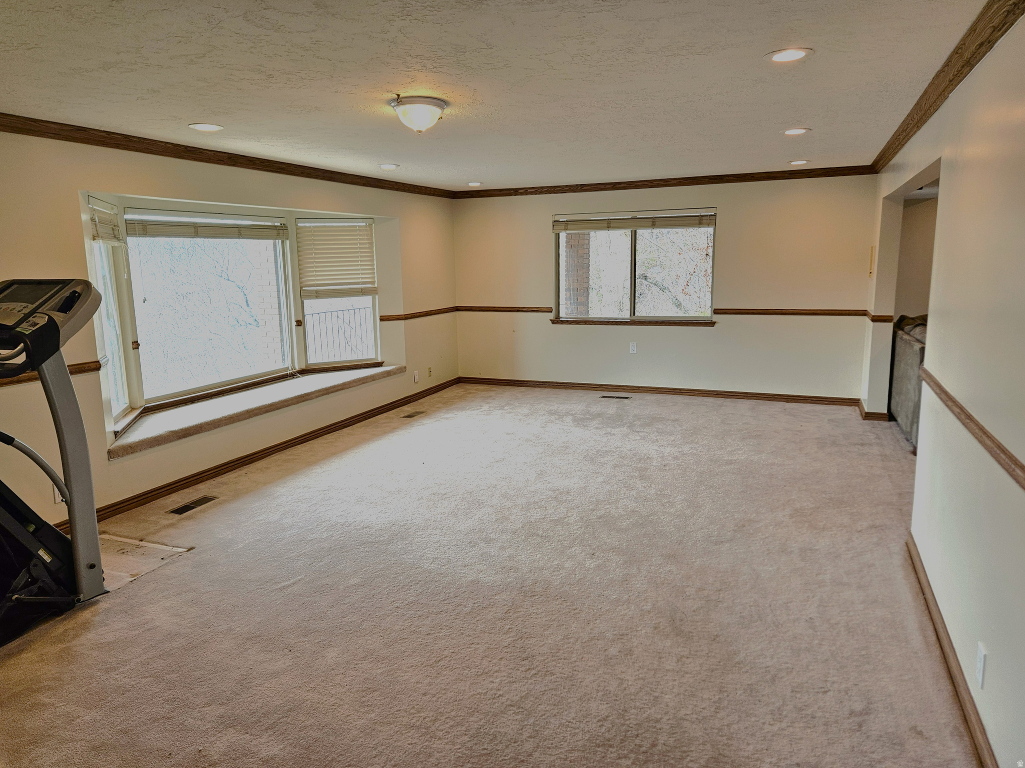 WOODLAND SPRINGS - Residential