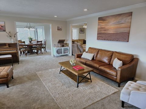 Tiny photo for 383 S 500 E, Farmington, UT 84025 (MLS # 2140170)