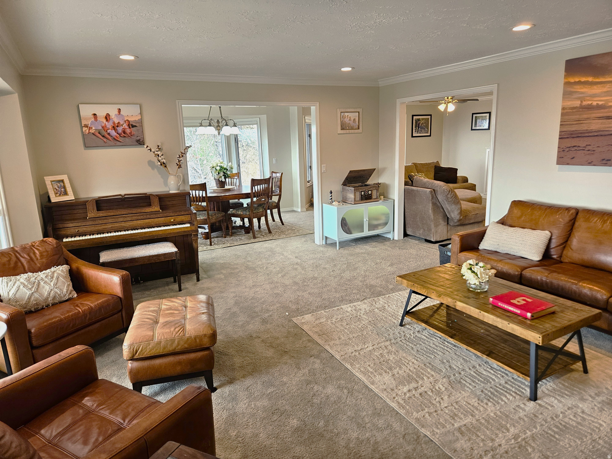 WOODLAND SPRINGS - Residential