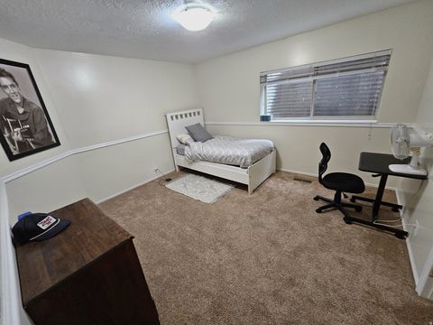 Tiny photo for 383 S 500 E, Farmington, UT 84025 (MLS # 2140170)