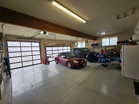 Tiny photo for 383 S 500 E, Farmington, UT 84025 (MLS # 2140170)