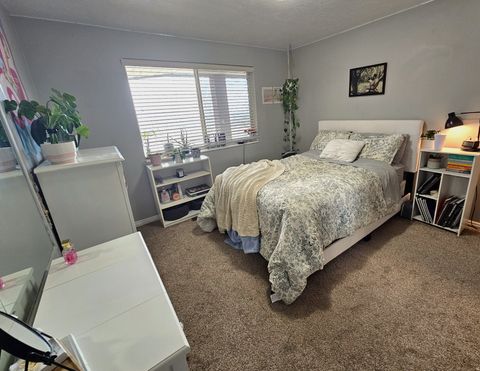 Tiny photo for 383 S 500 E, Farmington, UT 84025 (MLS # 2140170)