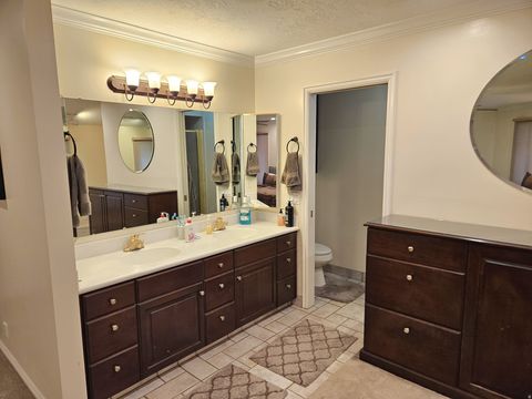 Tiny photo for 383 S 500 E, Farmington, UT 84025 (MLS # 2140170)