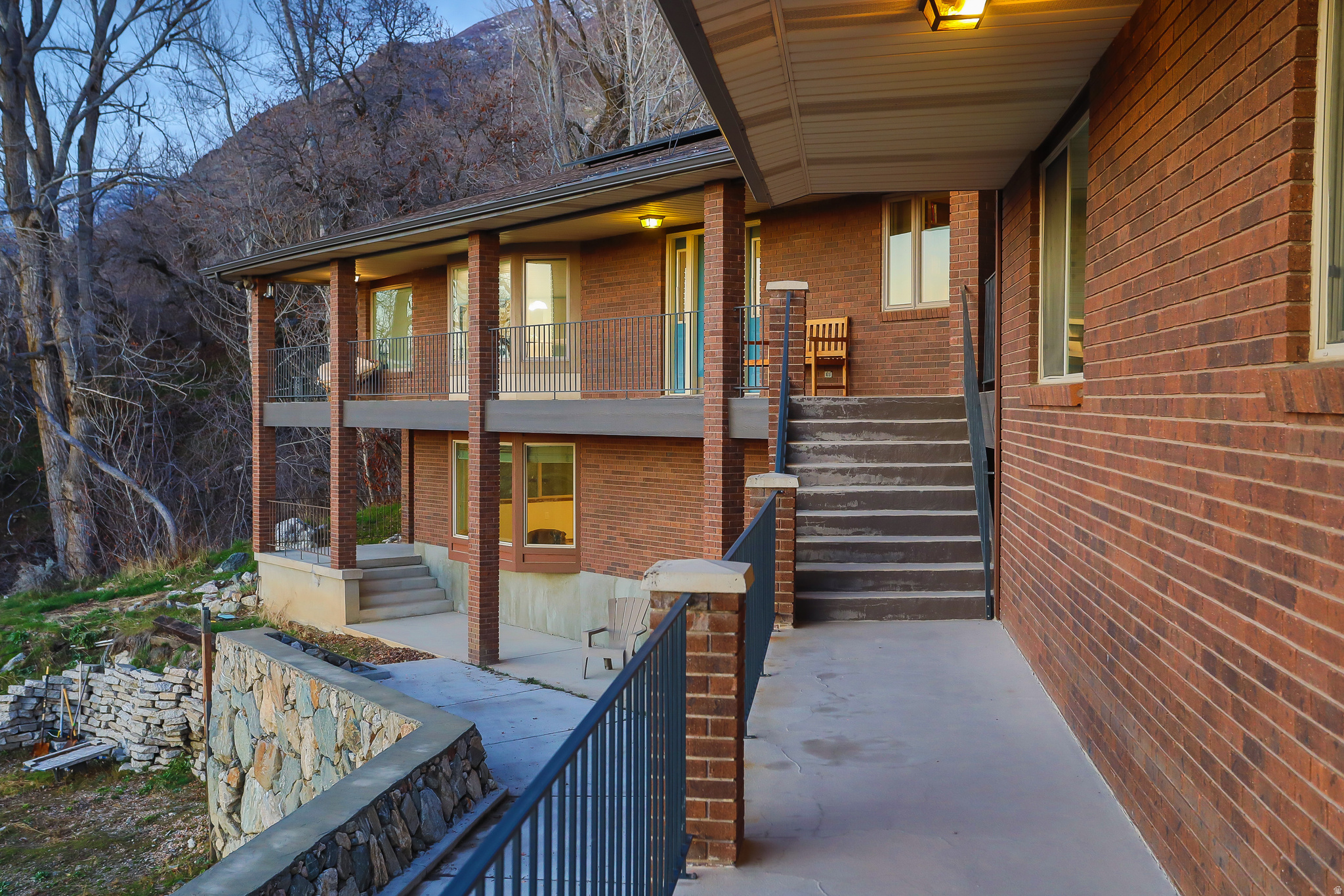 WOODLAND SPRINGS - Residential