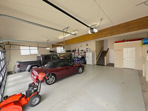 Tiny photo for 383 S 500 E, Farmington, UT 84025 (MLS # 2140170)