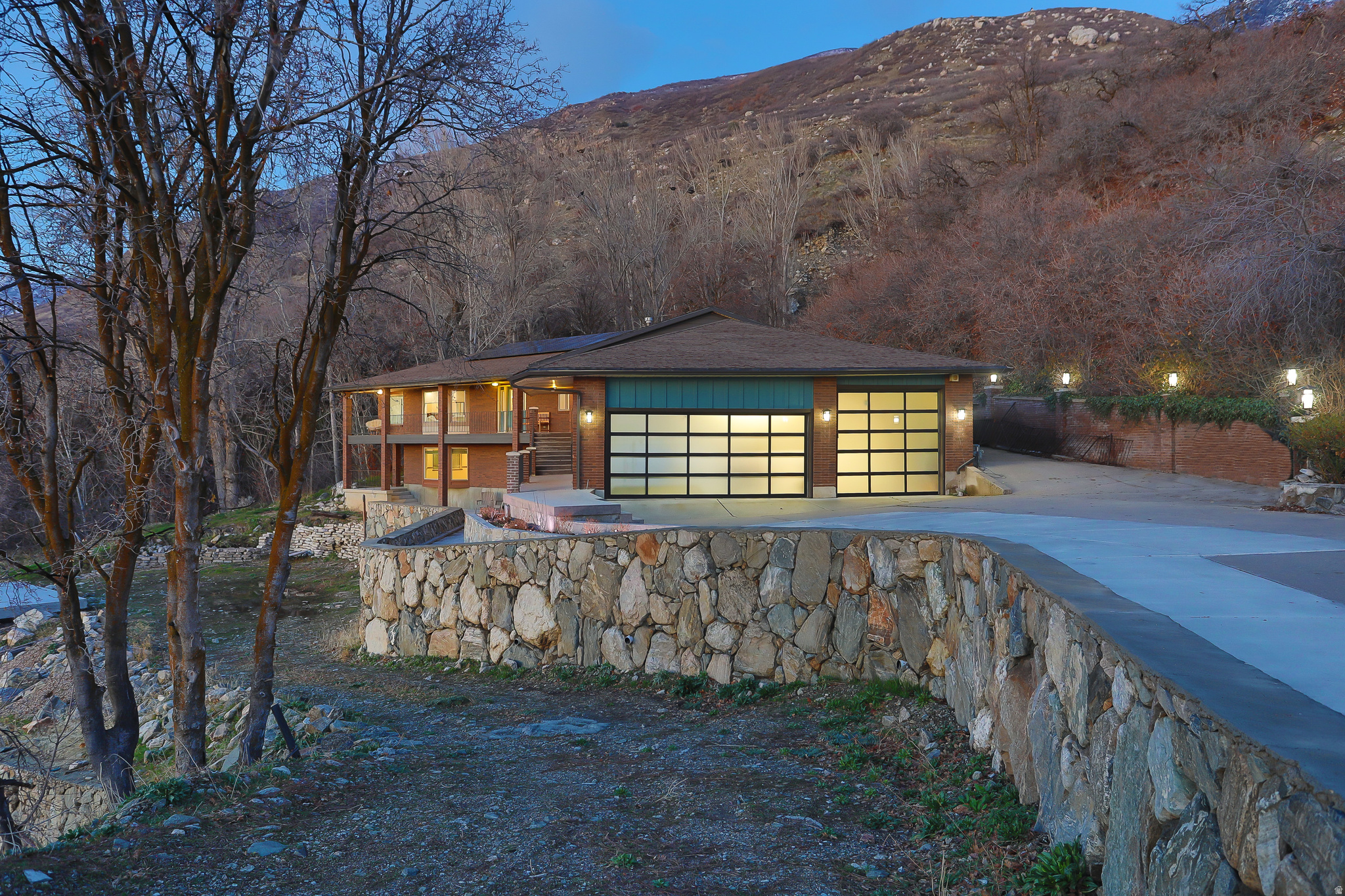 WOODLAND SPRINGS - Residential