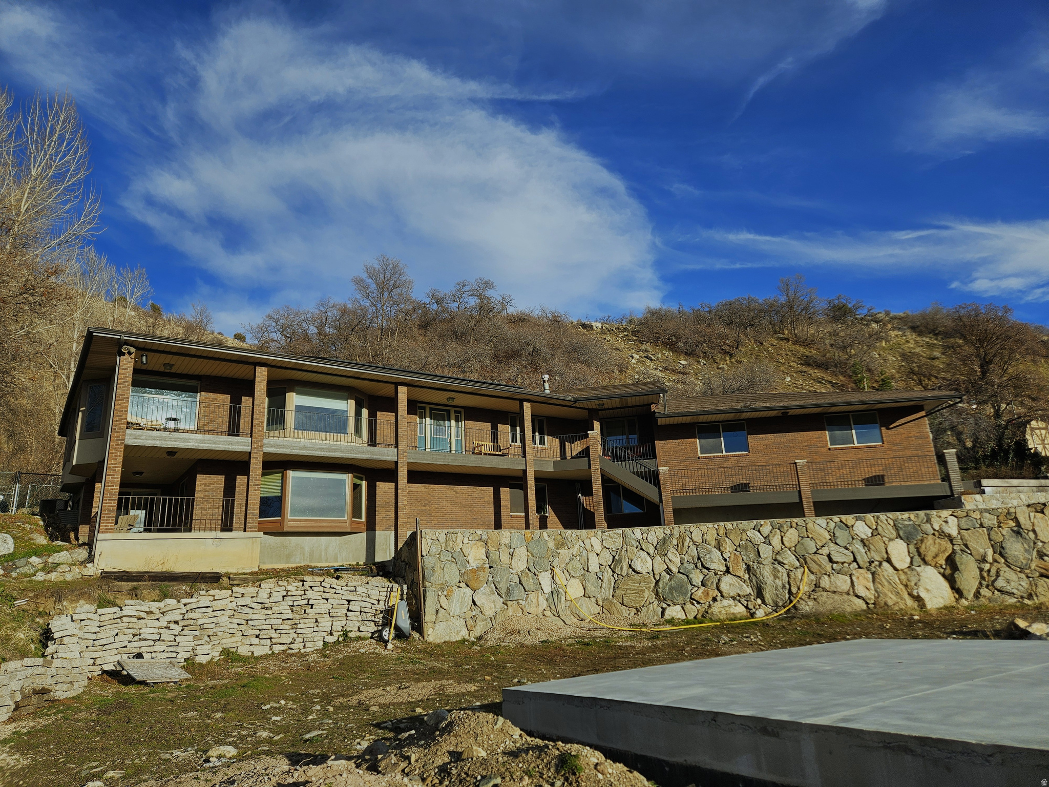 WOODLAND SPRINGS - Residential