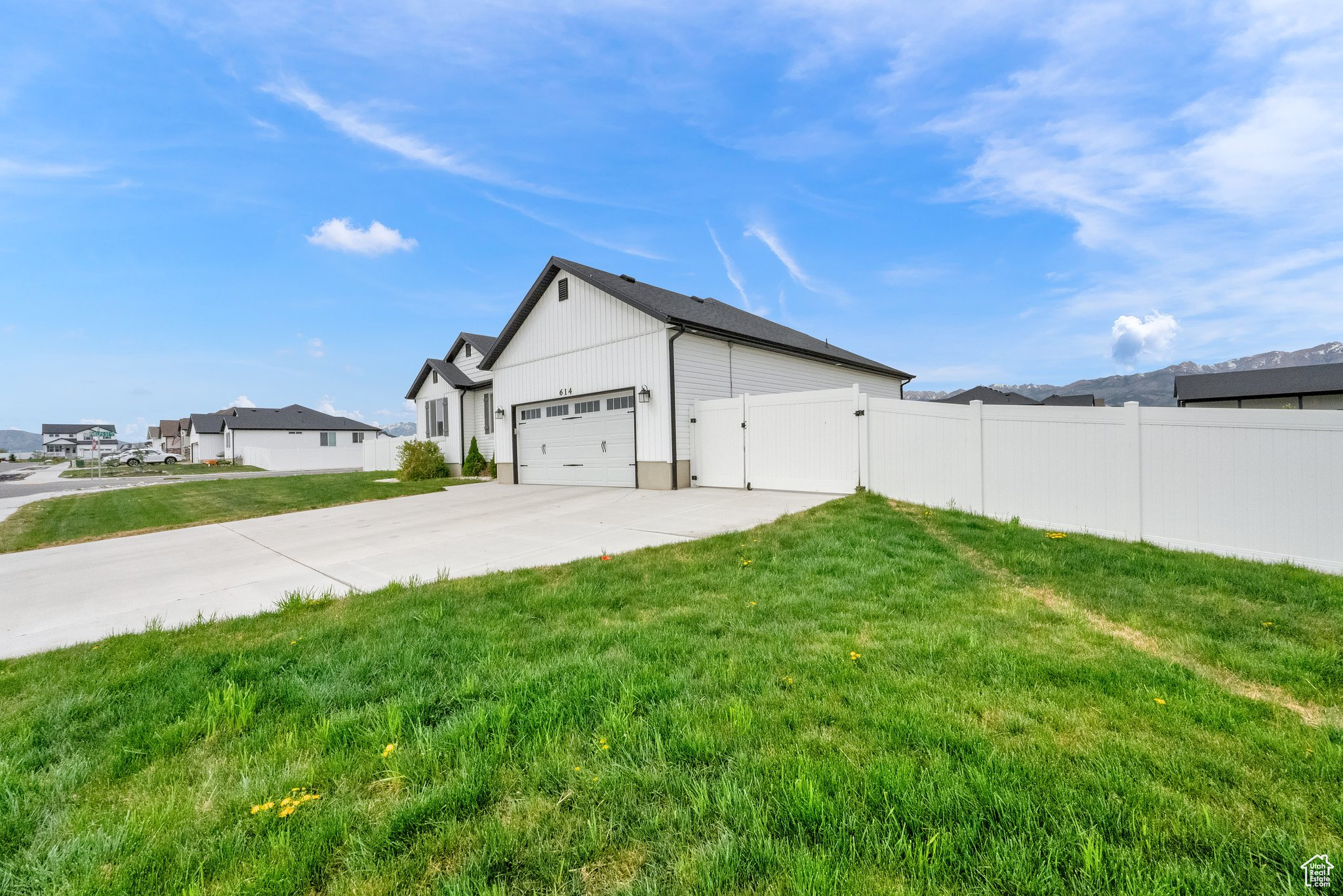 614 S Woodruff Way, Grantsville, Utah image 2
