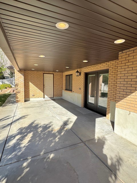 Tiny photo for 1959 N 150 E, Centerville, UT 84014 (MLS # 2183887)