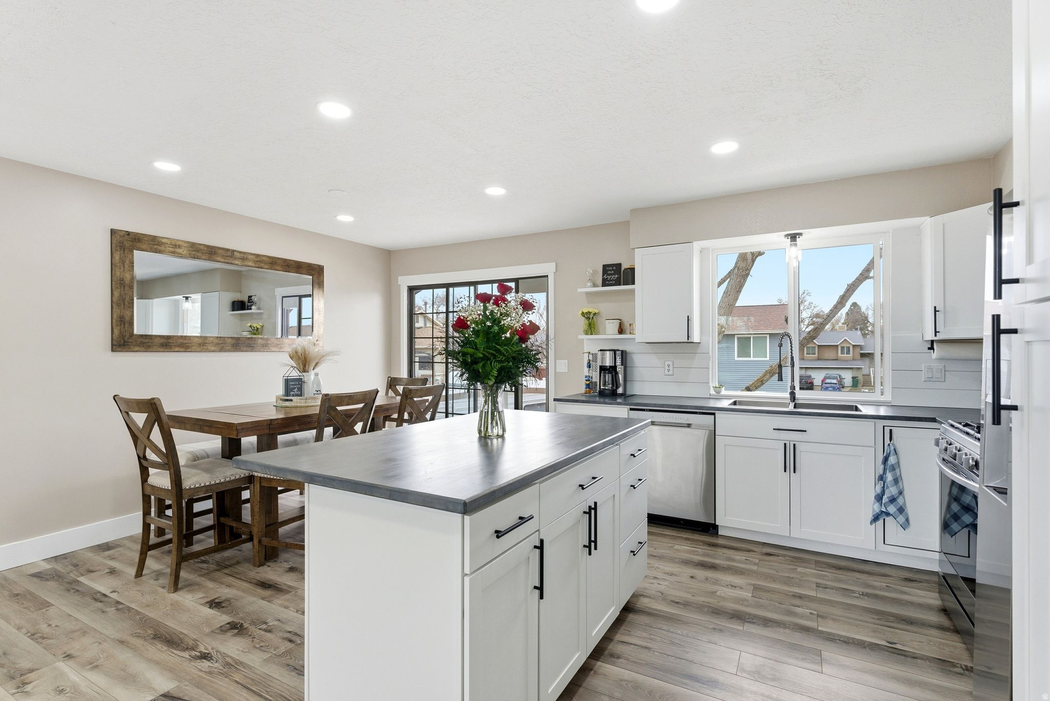 CARRIGE PLACE - Residential