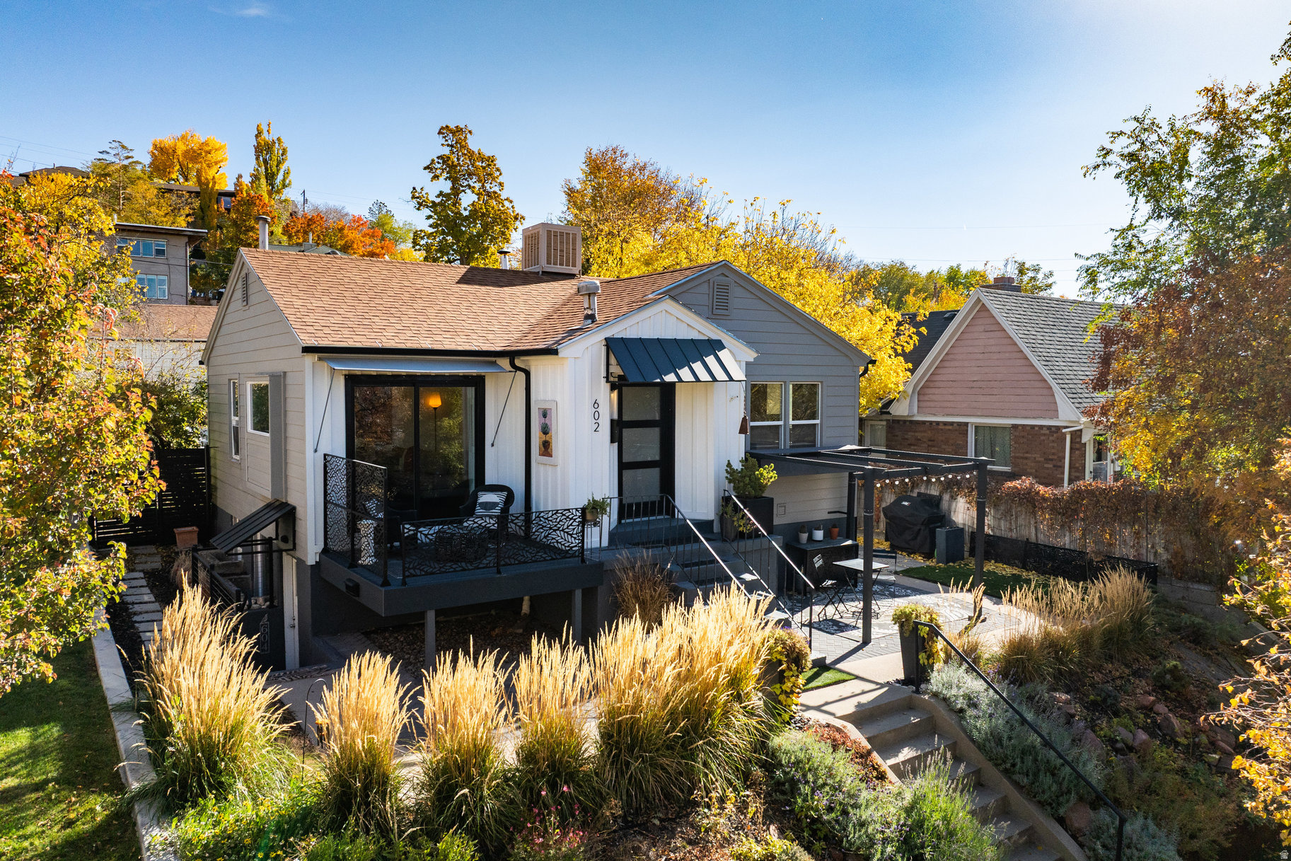 CAPITOL HILL - Residential