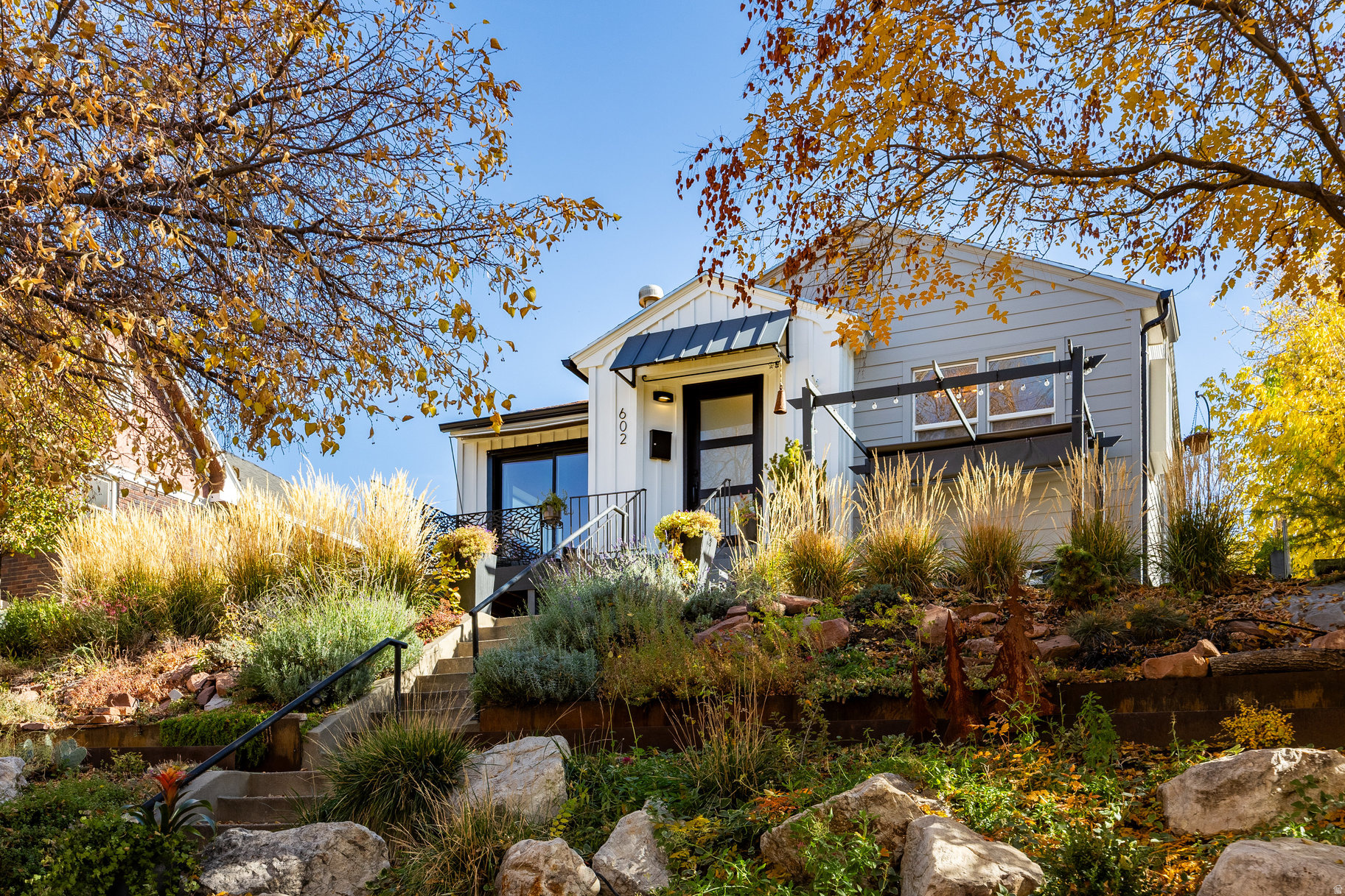 CAPITOL HILL - Residential