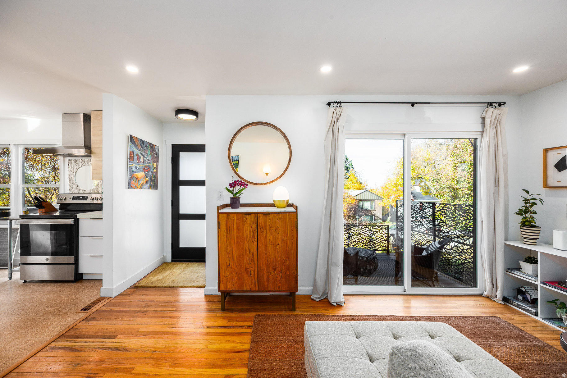 CAPITOL HILL - Residential