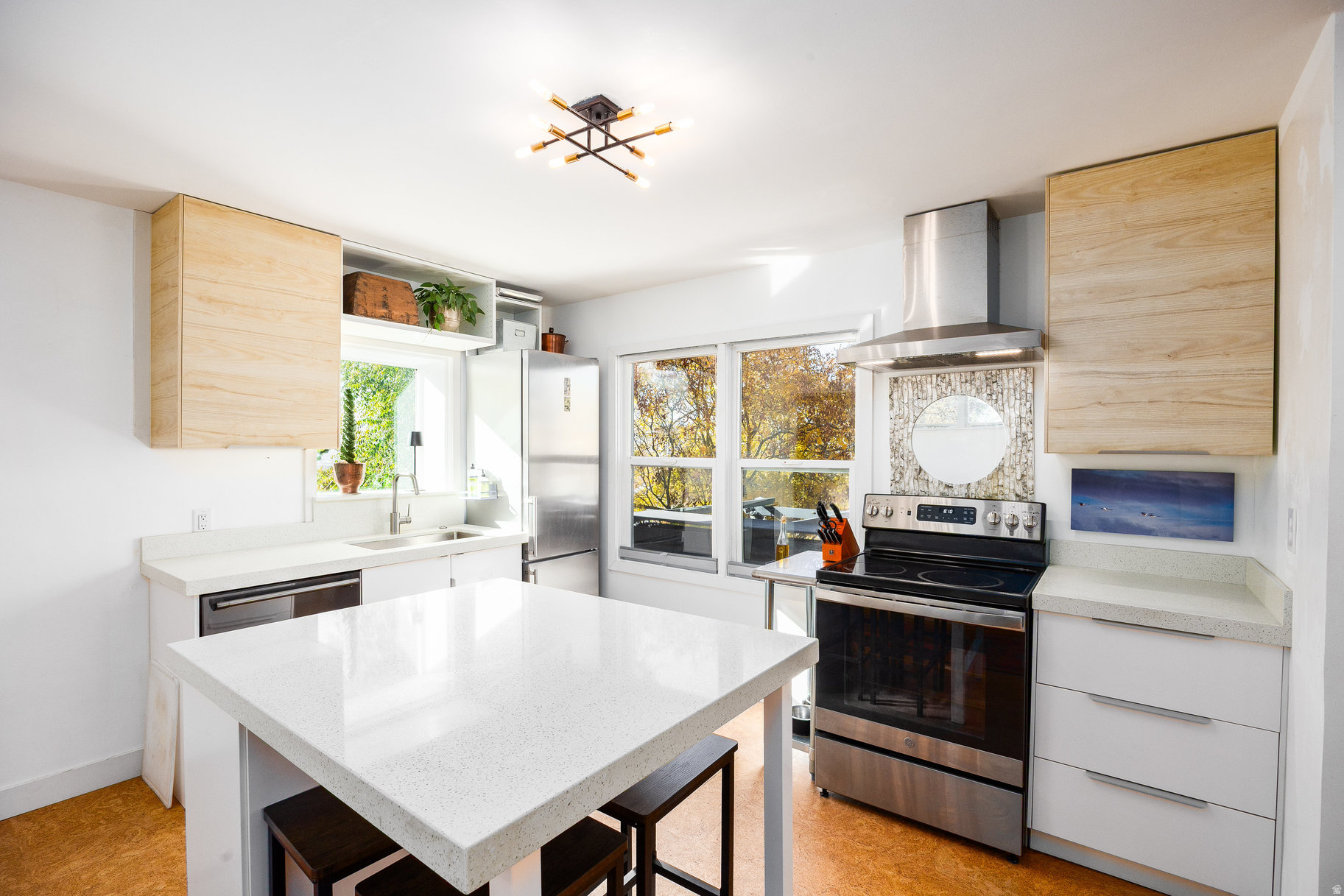 CAPITOL HILL - Residential