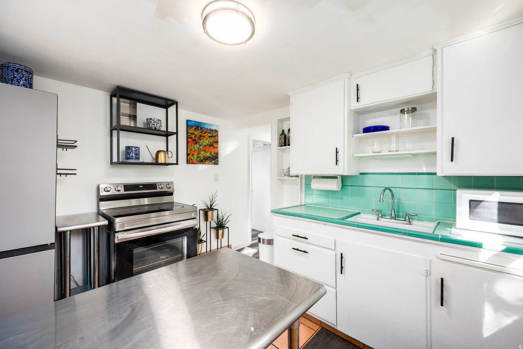 CAPITOL HILL - Residential