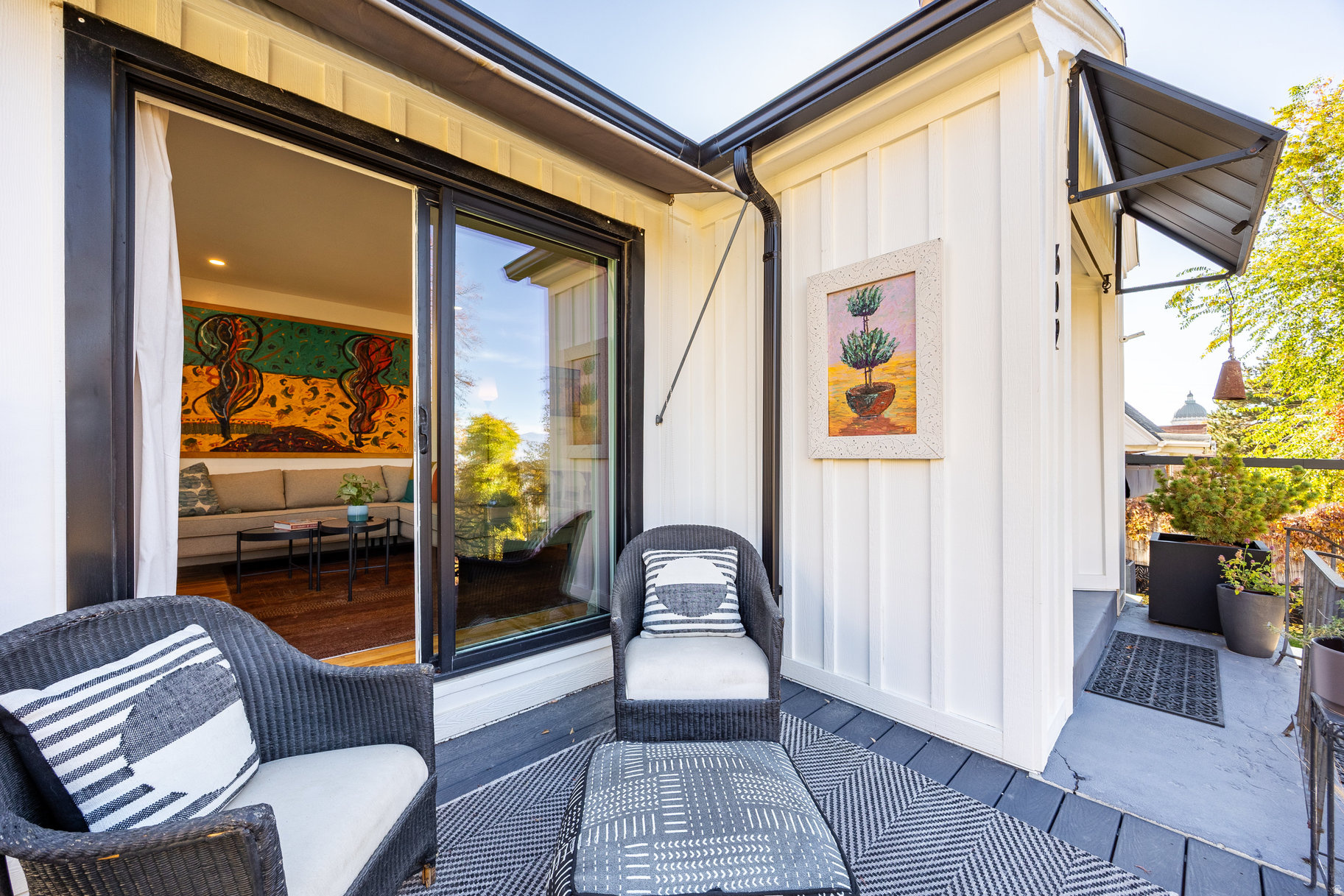 CAPITOL HILL - Residential