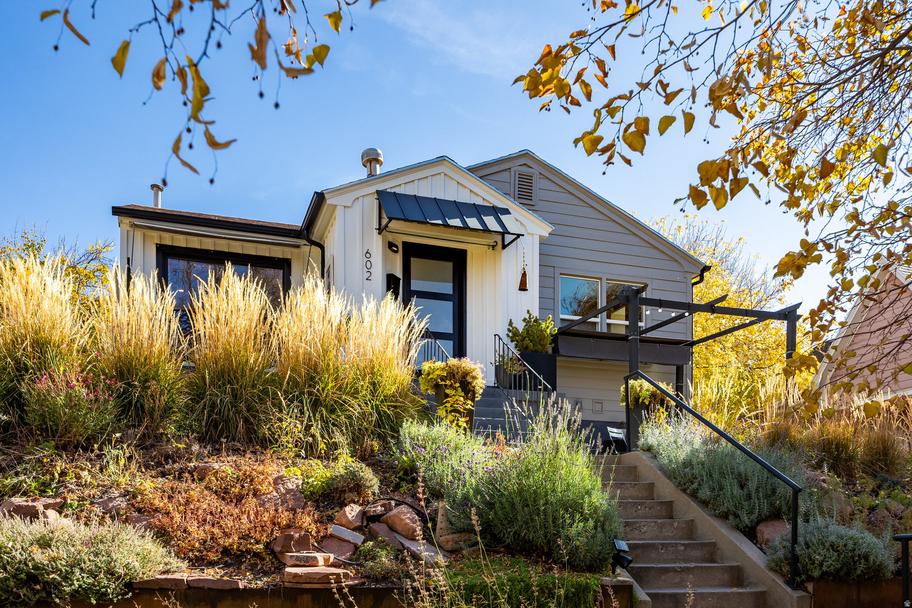 CAPITOL HILL - Residential