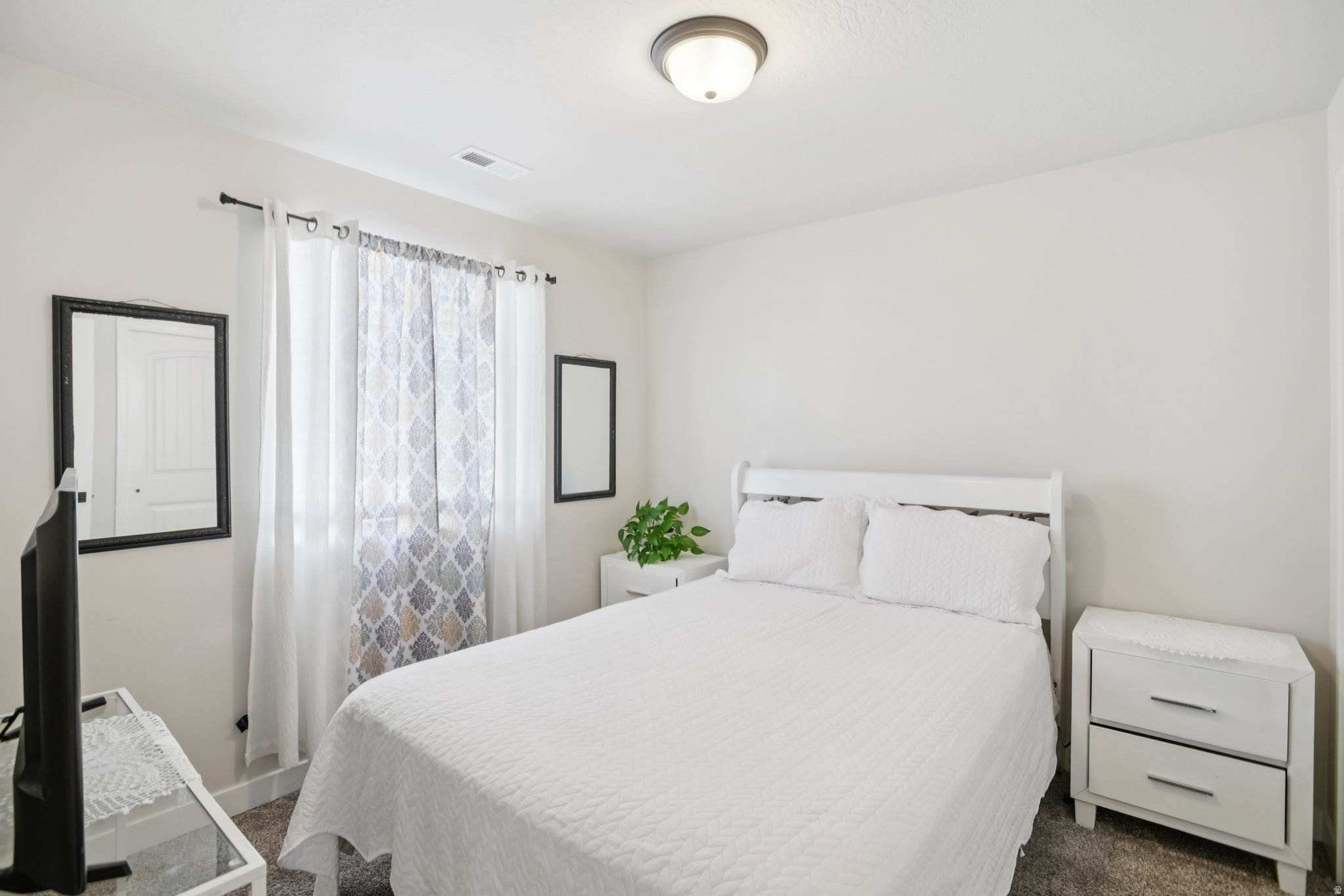 SALT POINT - Residential